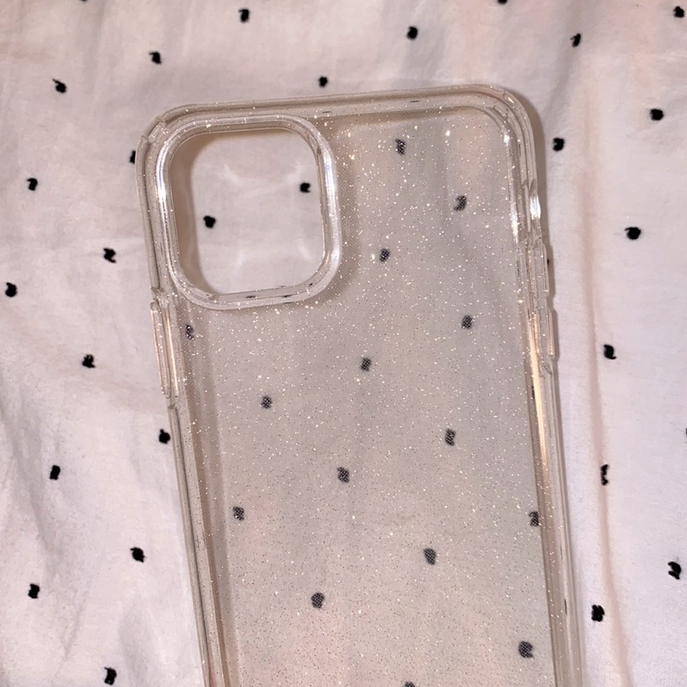 Sparkly Clear Spigen iPhone 11 Pro Max case